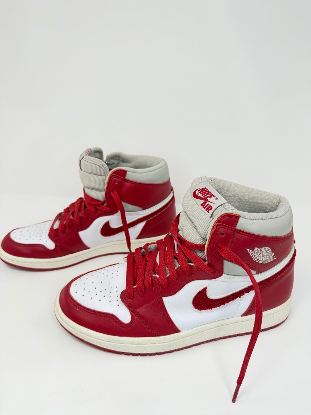 Jordan 1 High Newstalgia Red Size 8